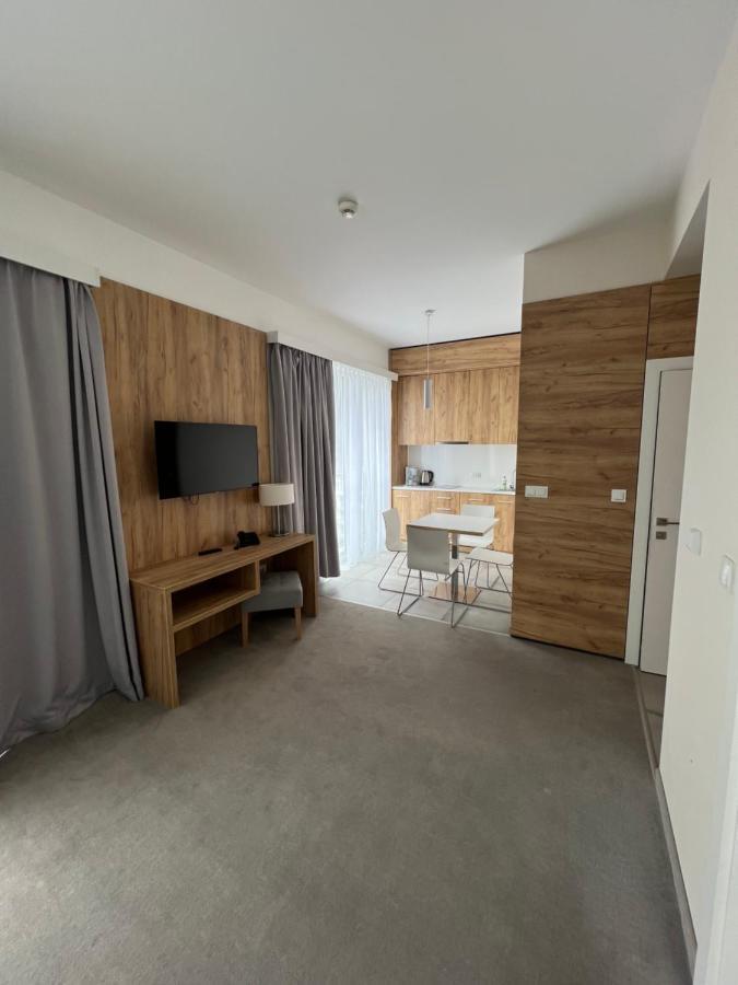 Aparthotel Apartamenty Czarna Gora 320 Sienna  Bagian luar foto