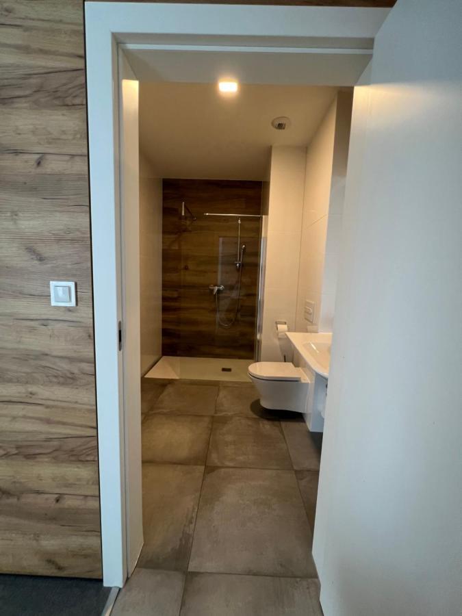 Aparthotel Apartamenty Czarna Gora 320 Sienna  Bagian luar foto