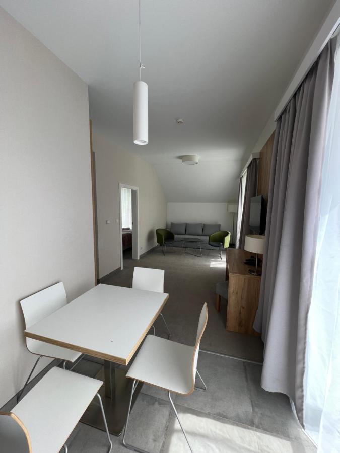 Aparthotel Apartamenty Czarna Gora 320 Sienna  Bagian luar foto