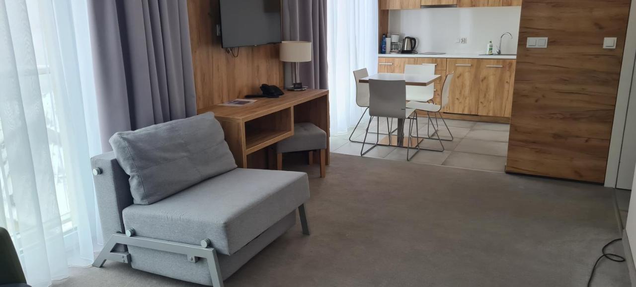 Aparthotel Apartamenty Czarna Gora 320 Sienna  Bagian luar foto